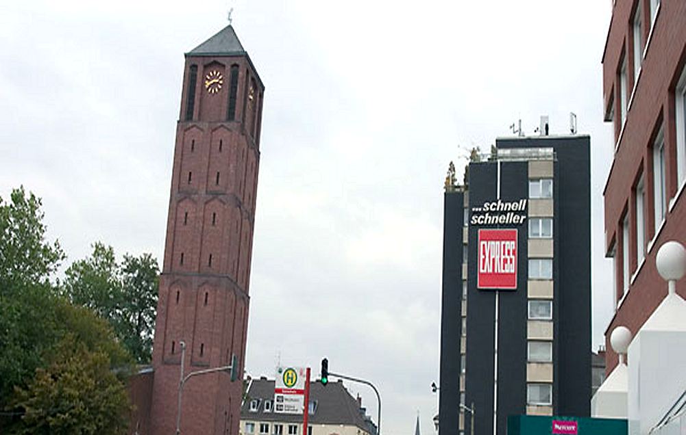 Der Schiefe Turm von Kln